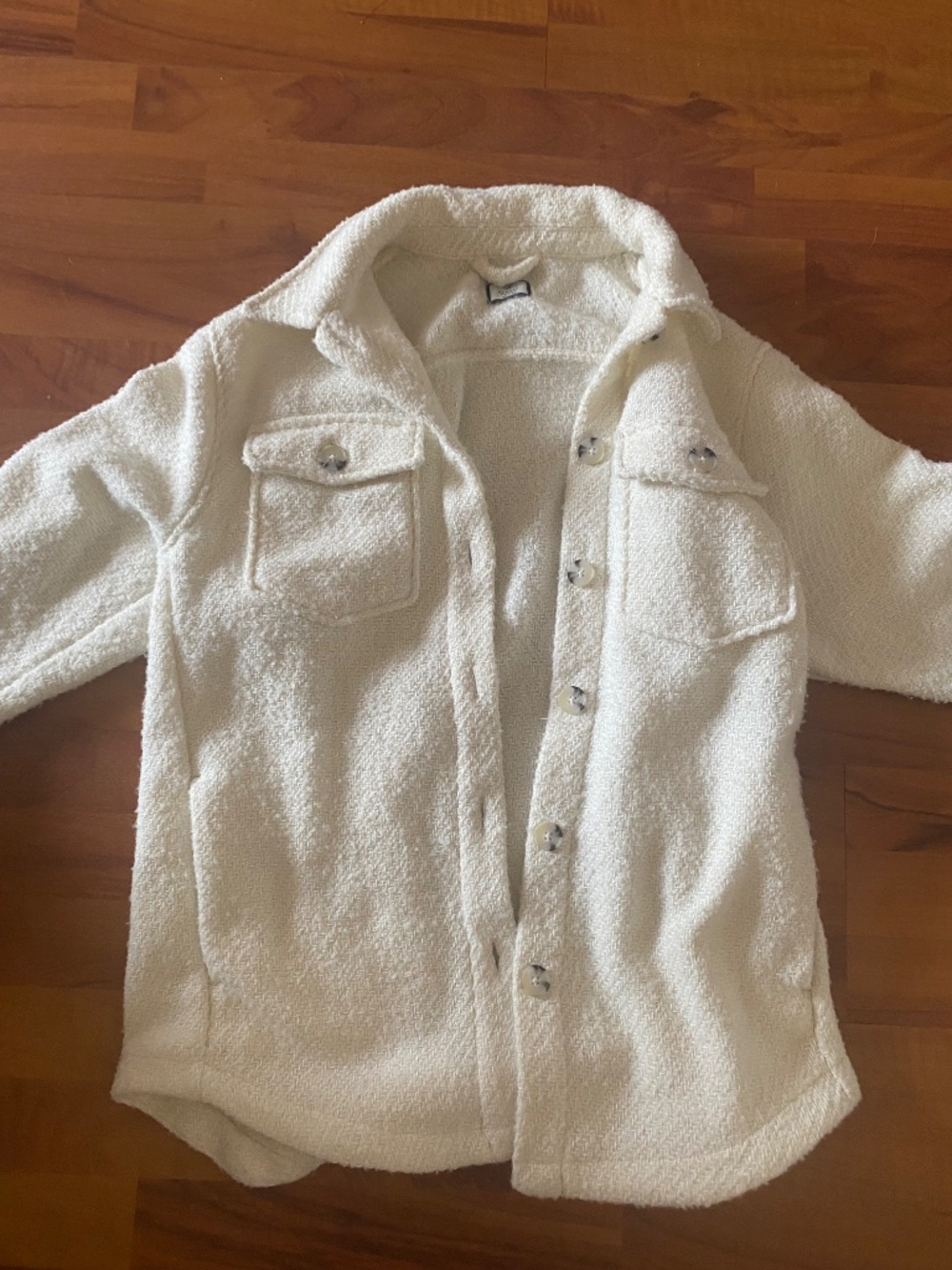 Size medium jacket - Picture 2 of 2